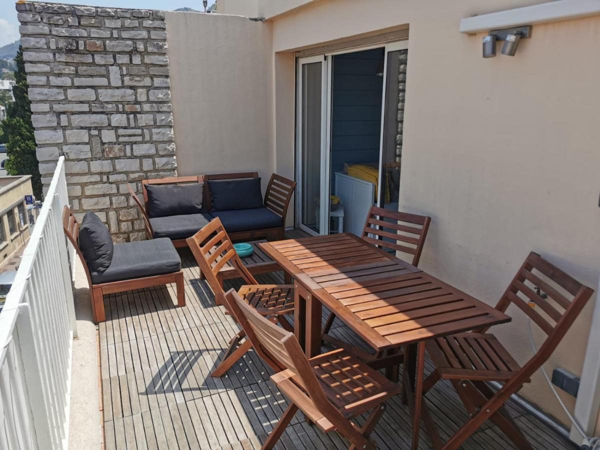 Entre terre et mer Plein centre Terrasse Cassis Extérieur photo