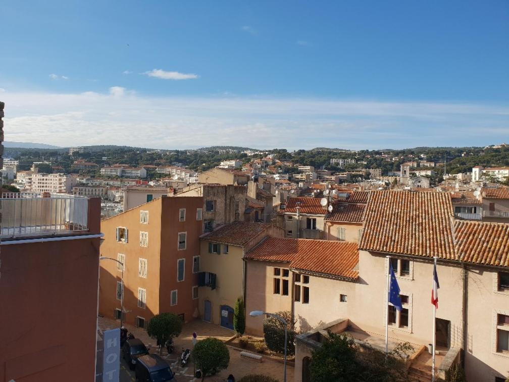 Entre terre et mer Plein centre Terrasse Cassis Extérieur photo